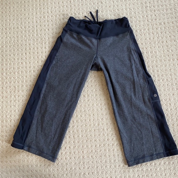 Lululemon Align cropped yoga pants